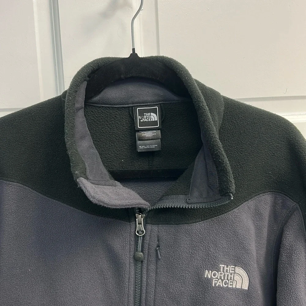The North Face Men’s Full Zip Fleece Jacket Size L